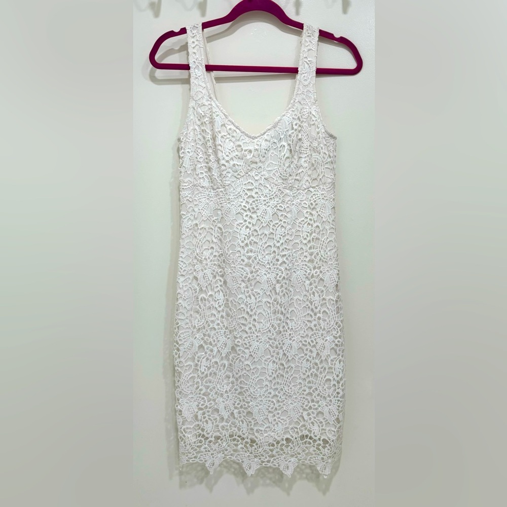 GUESS Women’s White Sleeveless Lace Sheath Crochet Dress Size 8